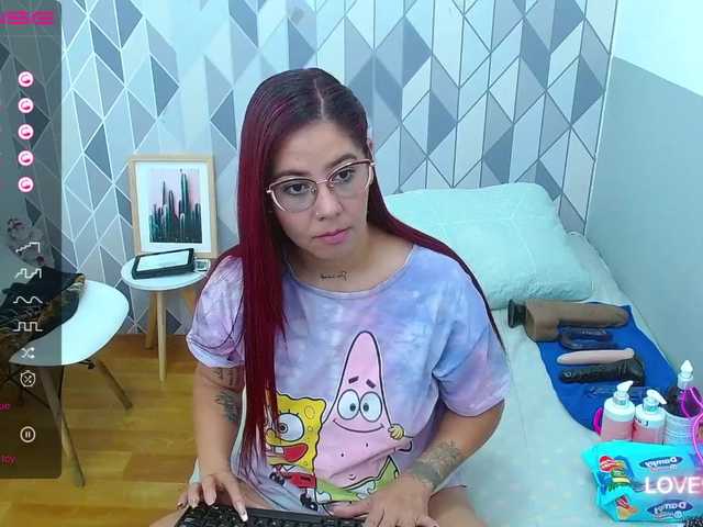 Live sex webcam photo for goodwhoree #276051530