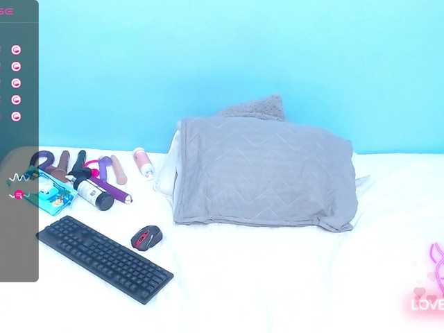 Live sex webcam photo for goodwhoree #276220413