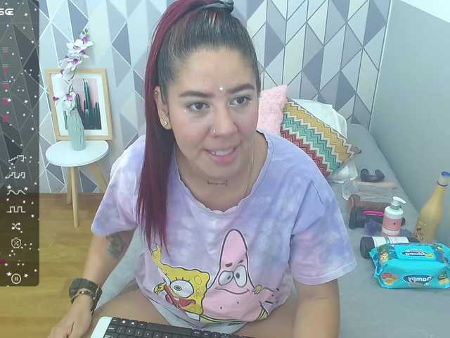 Live sex webcam photo for goodwhoree #276328312