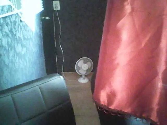 Live sex webcam photo for gospoja69 #275689479