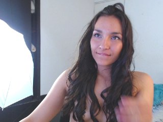 Live sex webcam photo for GraceEvans #158499952