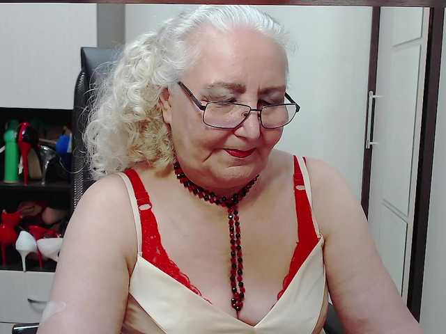 Live sex webcam photo for grannywants #289435358