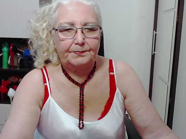 Live sex webcam photo for grannywants #289724089