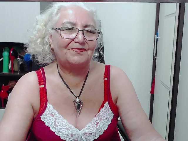 Live sex webcam photo for grannywants #289823472