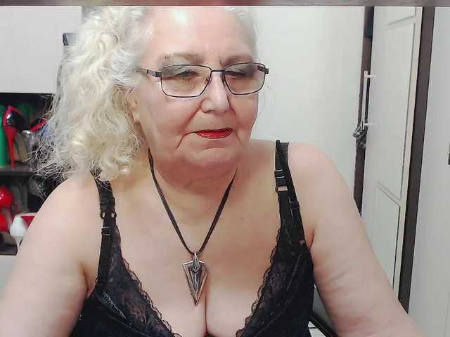 Live sex webcam photo for grannywants #290249137