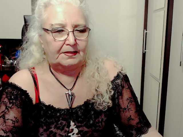 Live sex webcam photo for grannywants #290522501