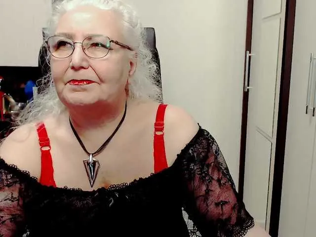 Live sex webcam photo for grannywants #290661292