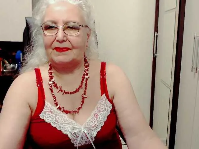 Live sex webcam photo for grannywants #290686053