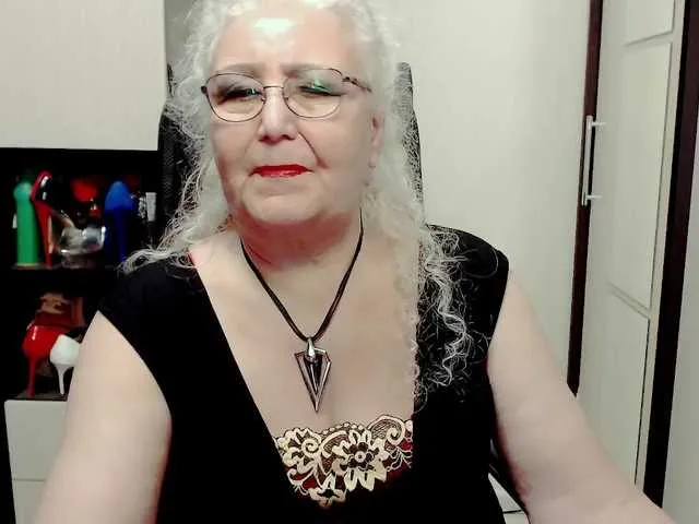 Live sex webcam photo for grannywants #290719390
