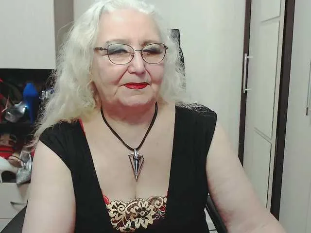 Live sex webcam photo for grannywants #290866566