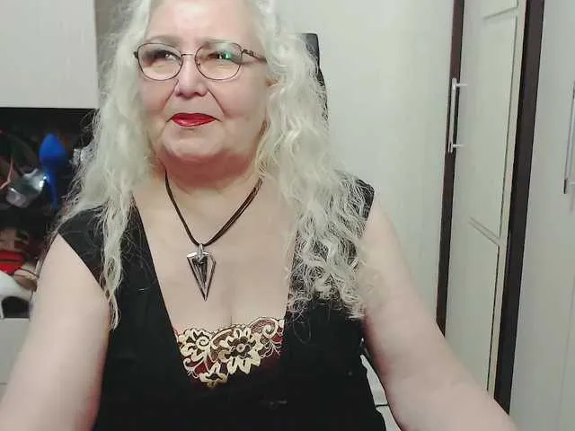 Live sex webcam photo for grannywants #290869201