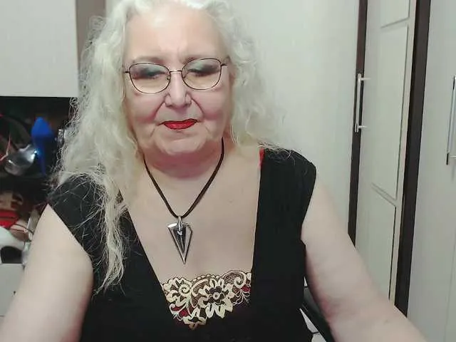 Live sex webcam photo for grannywants #290871222