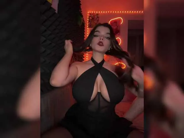 Live sex webcam photo for greata69 #291698139