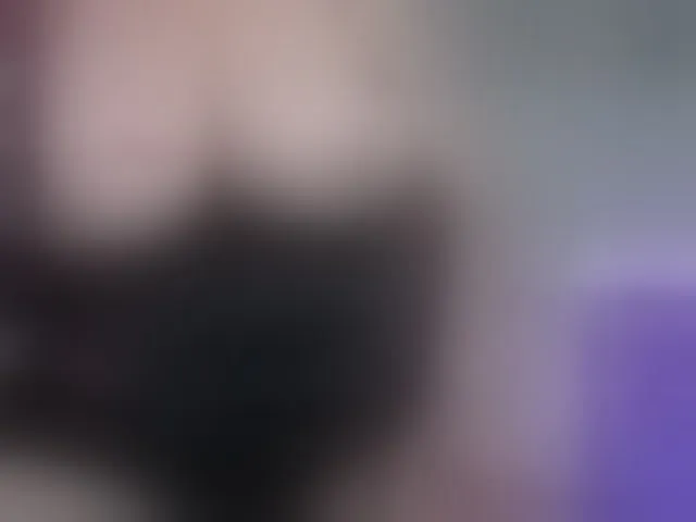 Live sex webcam photo for grettajames #293236737