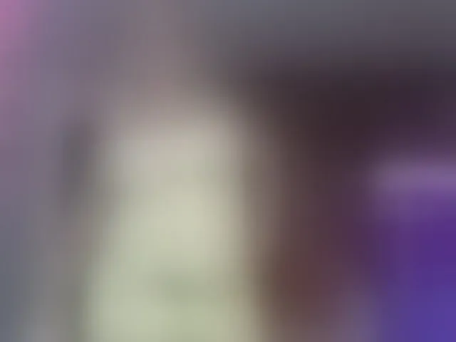 Live sex webcam photo for grettajames #293646320