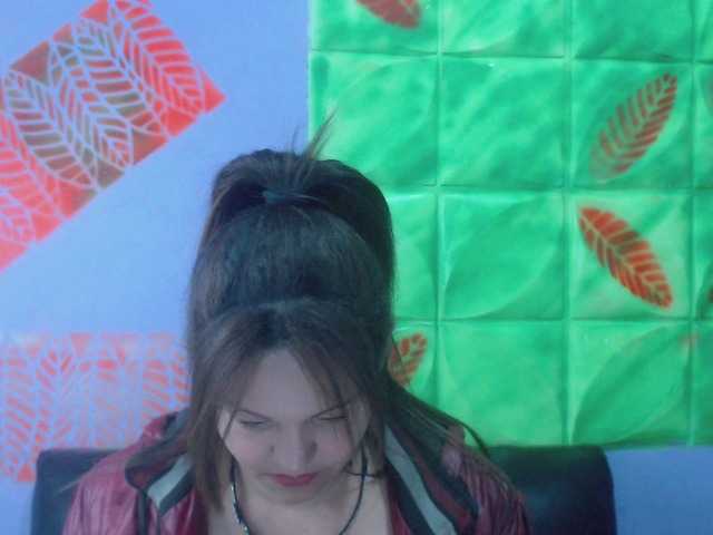 Live sex webcam photo for greysihot #273119554