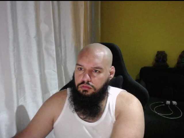 Live sex webcam photo for guessswho24 #290753504