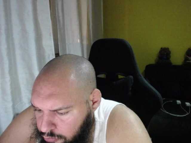 Live sex webcam photo for guessswho24 #290857400