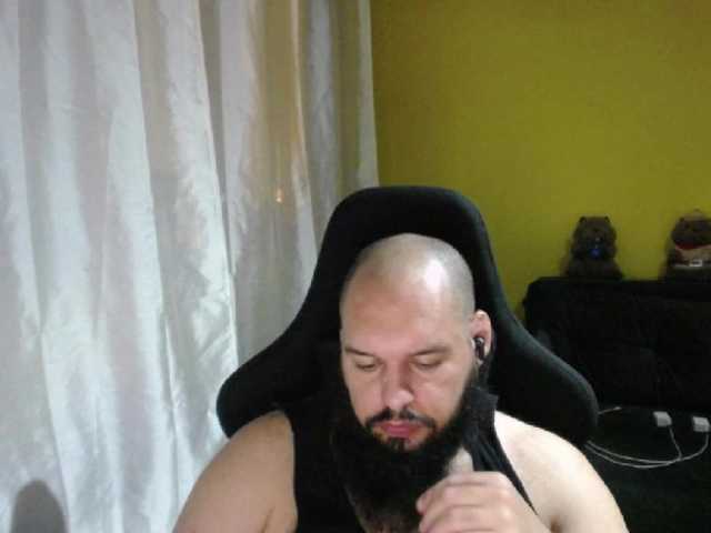 Live sex webcam photo for guessswho24 #290879427