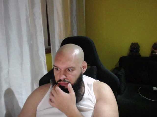 Live sex webcam photo for guessswho24 #290905566