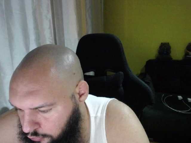 Live sex webcam photo for guessswho24 #290911849