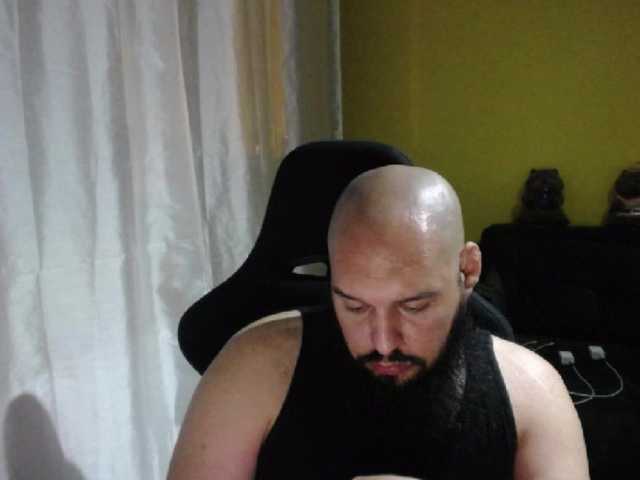 Live sex webcam photo for guessswho24 #290947185