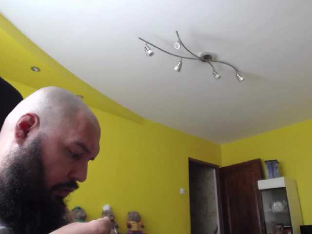 Live sex webcam photo for guessswho24 #291165105