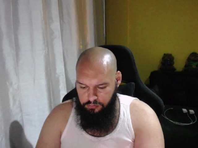 Live sex webcam photo for guessswho24 #291170321