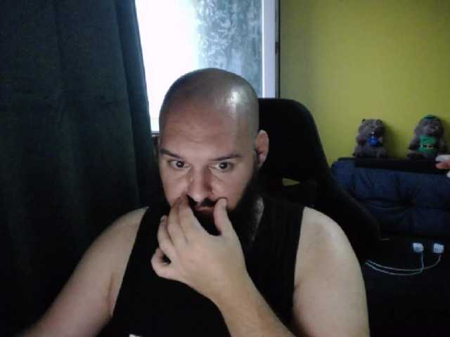 Live sex webcam photo for guessswho24 #291340834