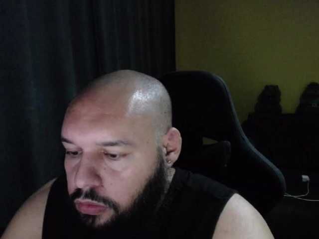 Live sex webcam photo for guessswho24 #291922256