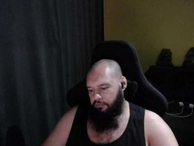 Live sex webcam photo for guessswho24 #292186334