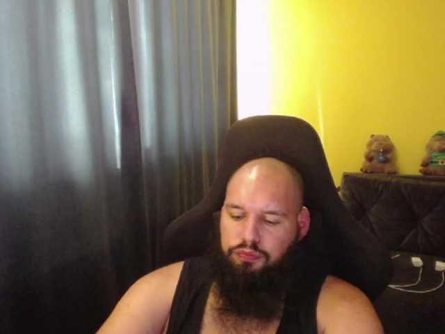 Live sex webcam photo for guessswho24 #292187871