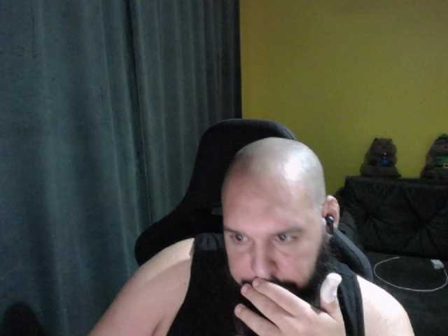 Live sex webcam photo for guessswho24 #292231257