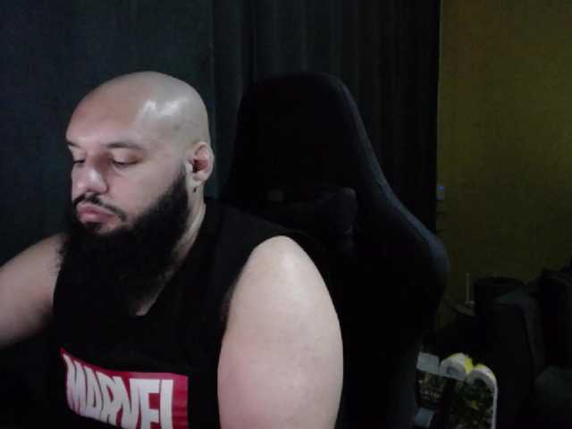 Live sex webcam photo for guessswho24 #292257446