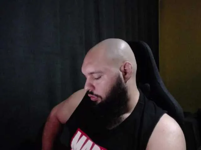 Live sex webcam photo for guessswho24 #292264575