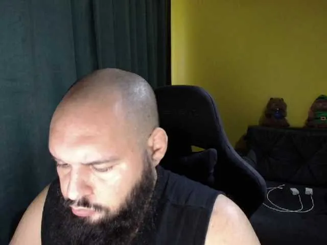 Live sex webcam photo for guessswho24 #292399433