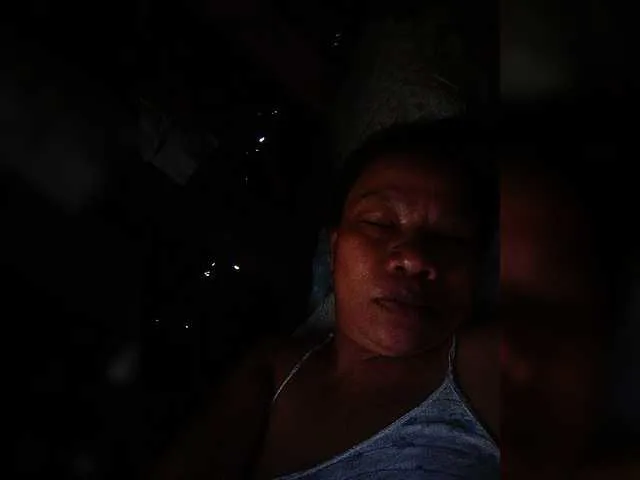 Live sex webcam photo for gumamela38 #277331169