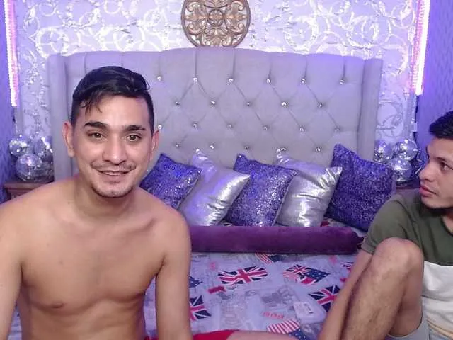 Live sex webcam photo for guysmuscle #275154590