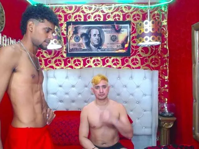 Live sex webcam photo for guysmuscle #293805975