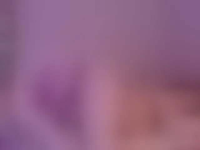 Live sex webcam photo for gwenonline #293269165