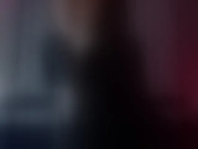 Live sex webcam photo for gwenonline #293645337