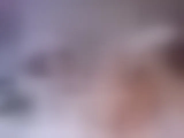 Live sex webcam photo for gwenonline #293761483