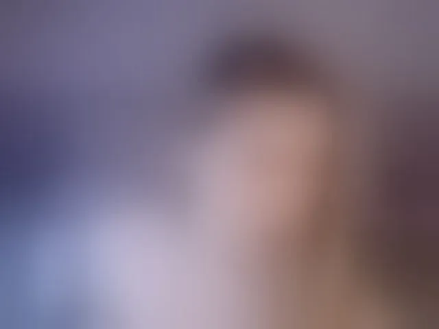 Live sex webcam photo for gwenonline #294108394