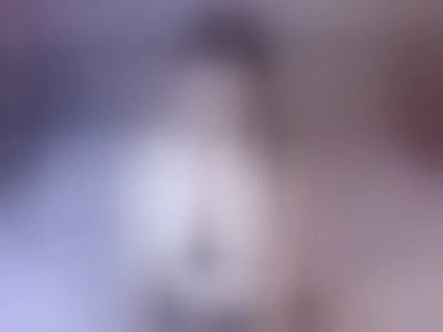 Live sex webcam photo for gwenonline #294203629