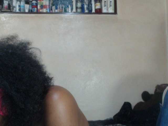 Live sex webcam photo for h23gin #273303680