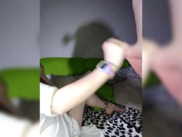 Live sex webcam photo for h3sh1 #274170052