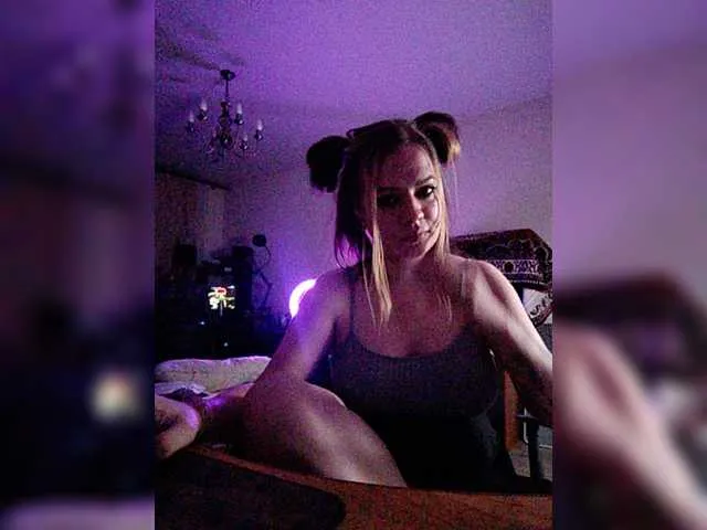 Live sex webcam photo for h3sh1 #274462926