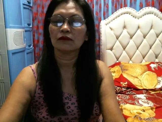 Live sex webcam photo for hOtGranny4u #271932901