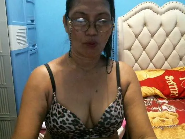 Live sex webcam photo for hOtGranny4u #275659093