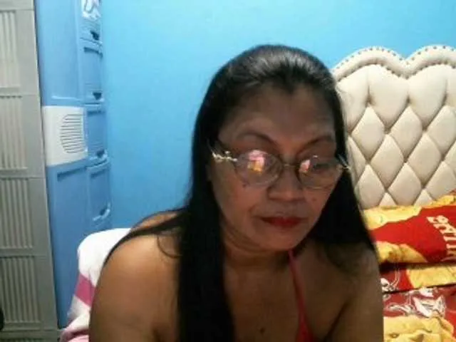 Live sex webcam photo for hOtGranny4u #275694462